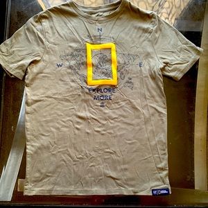 Gap/National Geographic boys T-shirt, size XXL